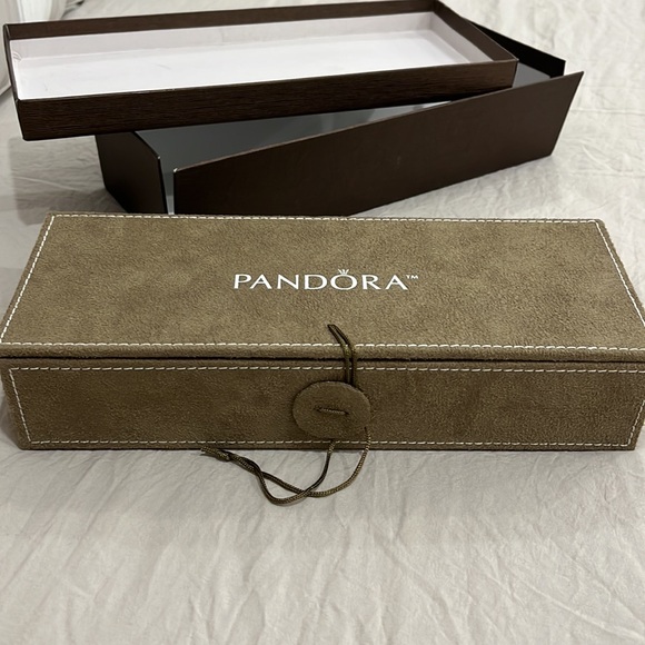 PANDORA  JEWELRY LEATHER BOX WITH 3 TRAYS - Picture 14 of 15